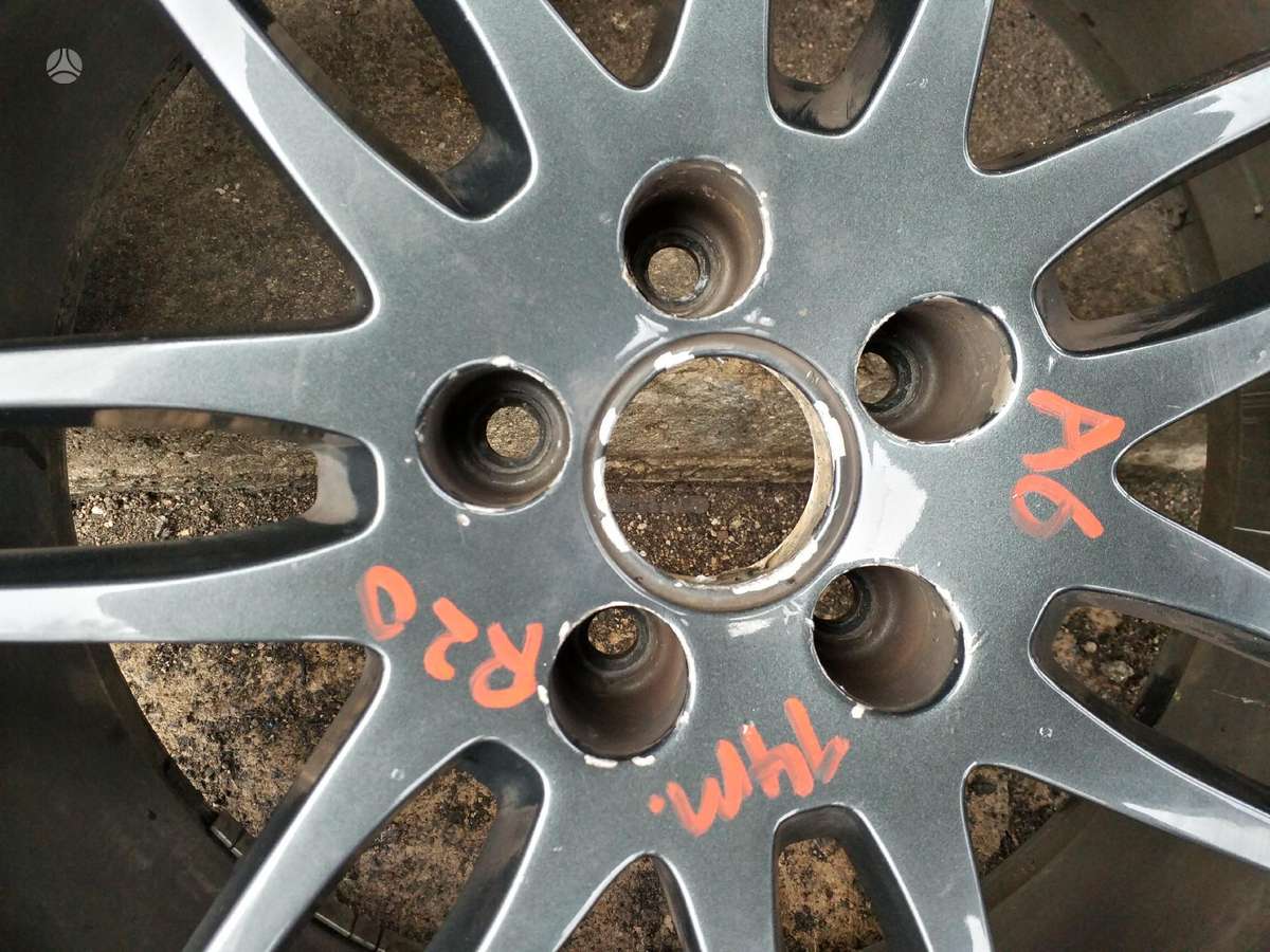 Audi A6 C7, lengvojo lydinio, R20