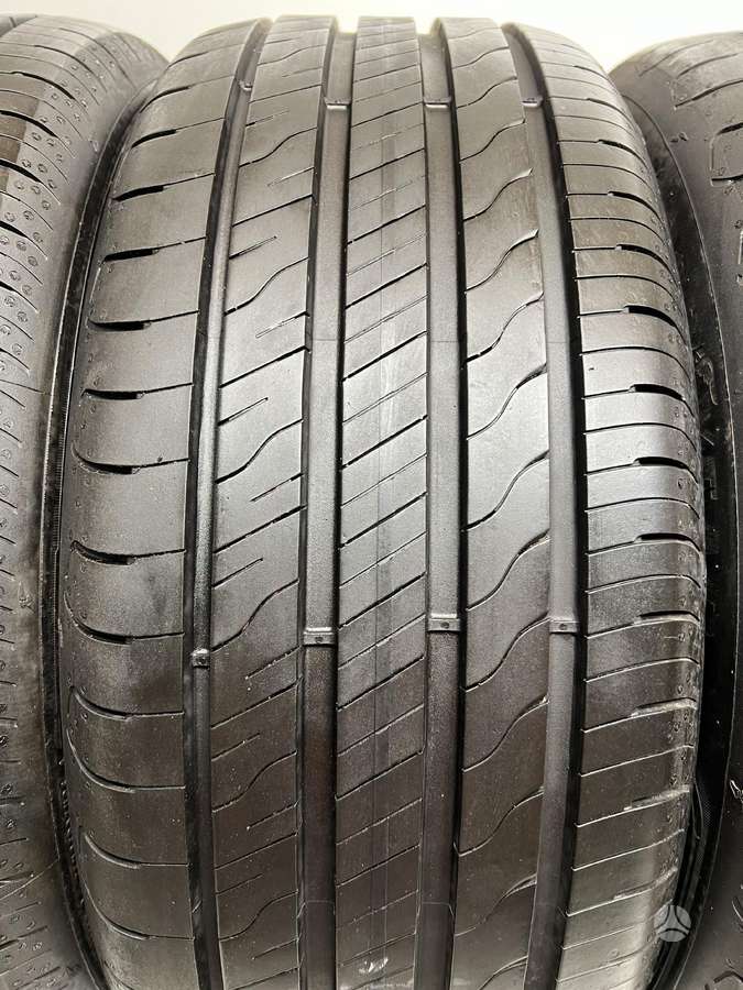 Goodyear Efficient Grip 2 2020m, vasarinės 225/50 R17