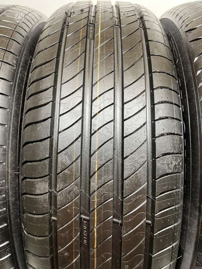 Michelin Primacy 4 98%, summer 215/60 R17