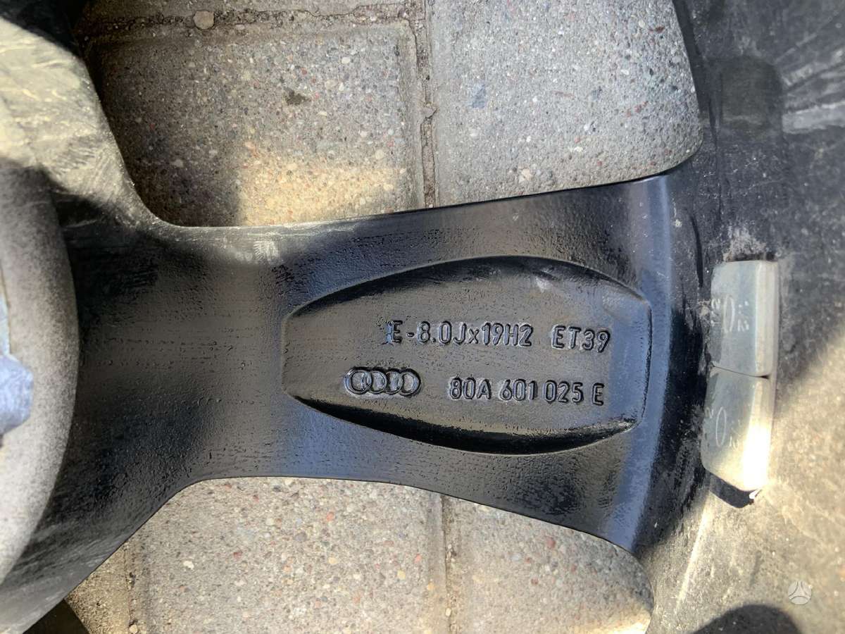 Audi 80A601025E, light alloy, R19