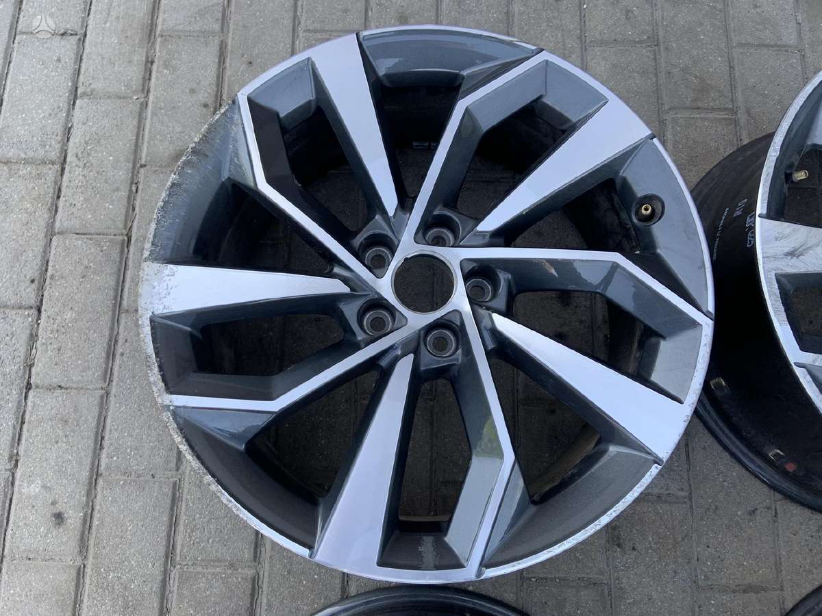 Audi 80A601025BK, light alloy, R19