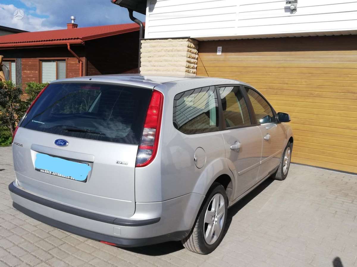 Ford Focus, universalas