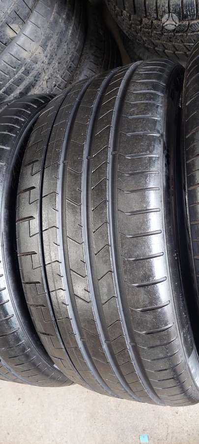 Pirelli, vasaras 245/35 R20