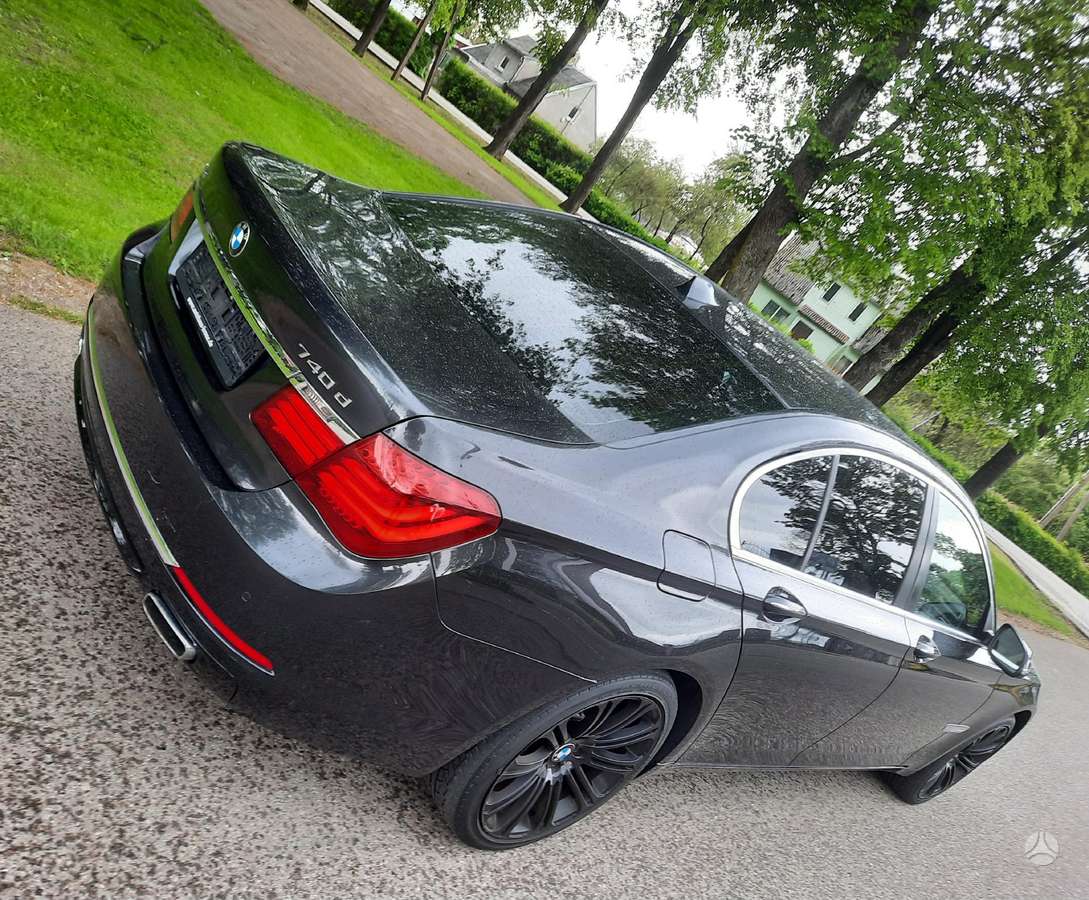 BMW 740, 3.0 l., Седан