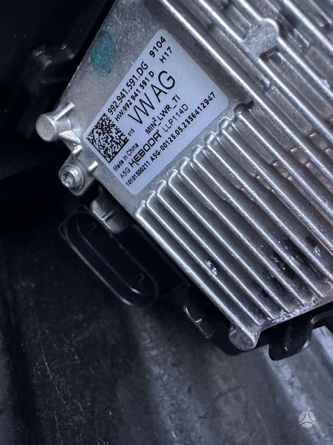 Volkswagen Passat, 3J1941006, lights