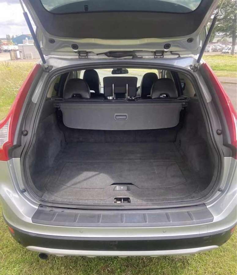 Volvo XC60 Visos volvo dalys
