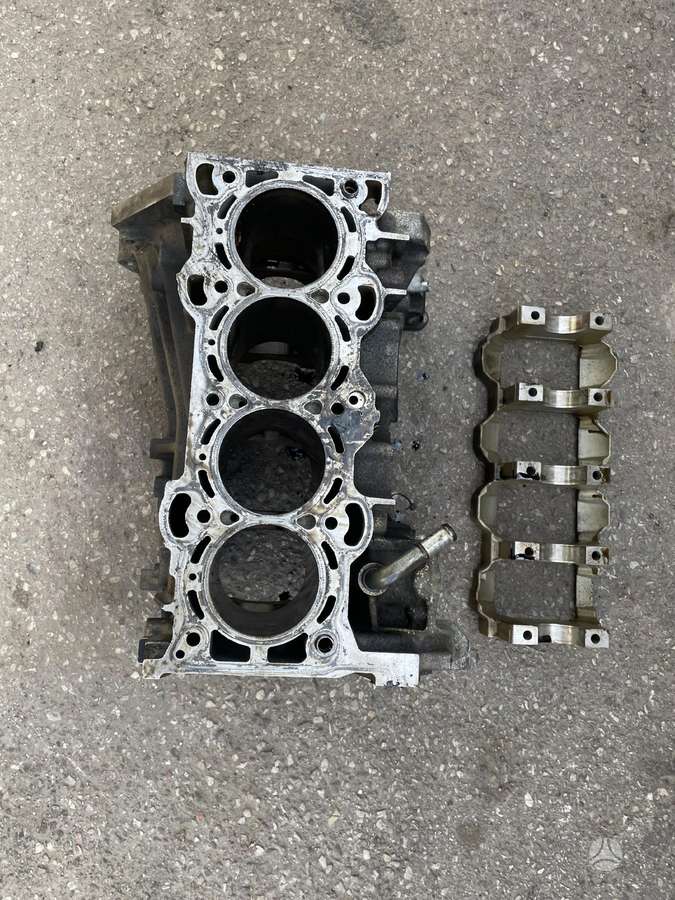Land Rover Evoque детали двигателя