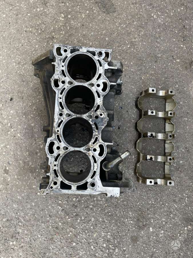 Land Rover Evoque engine parts