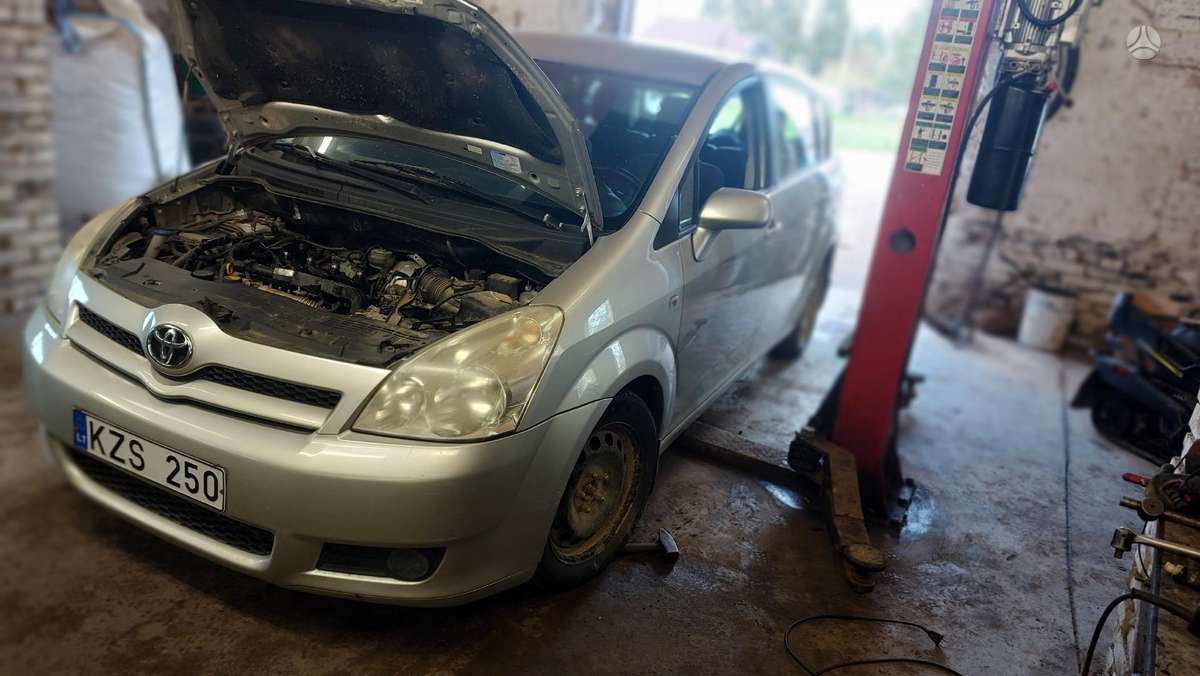 Toyota Corolla Verso