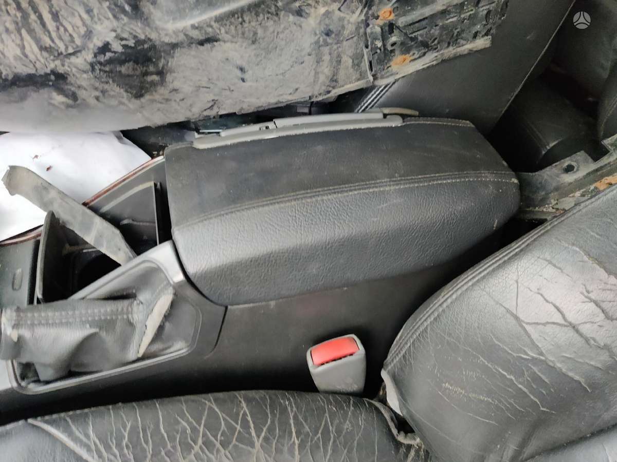 Volvo S80 for parts. 2 0t