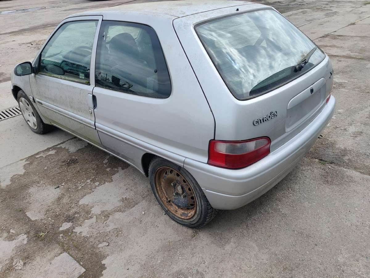 Citroen Saxo по частям