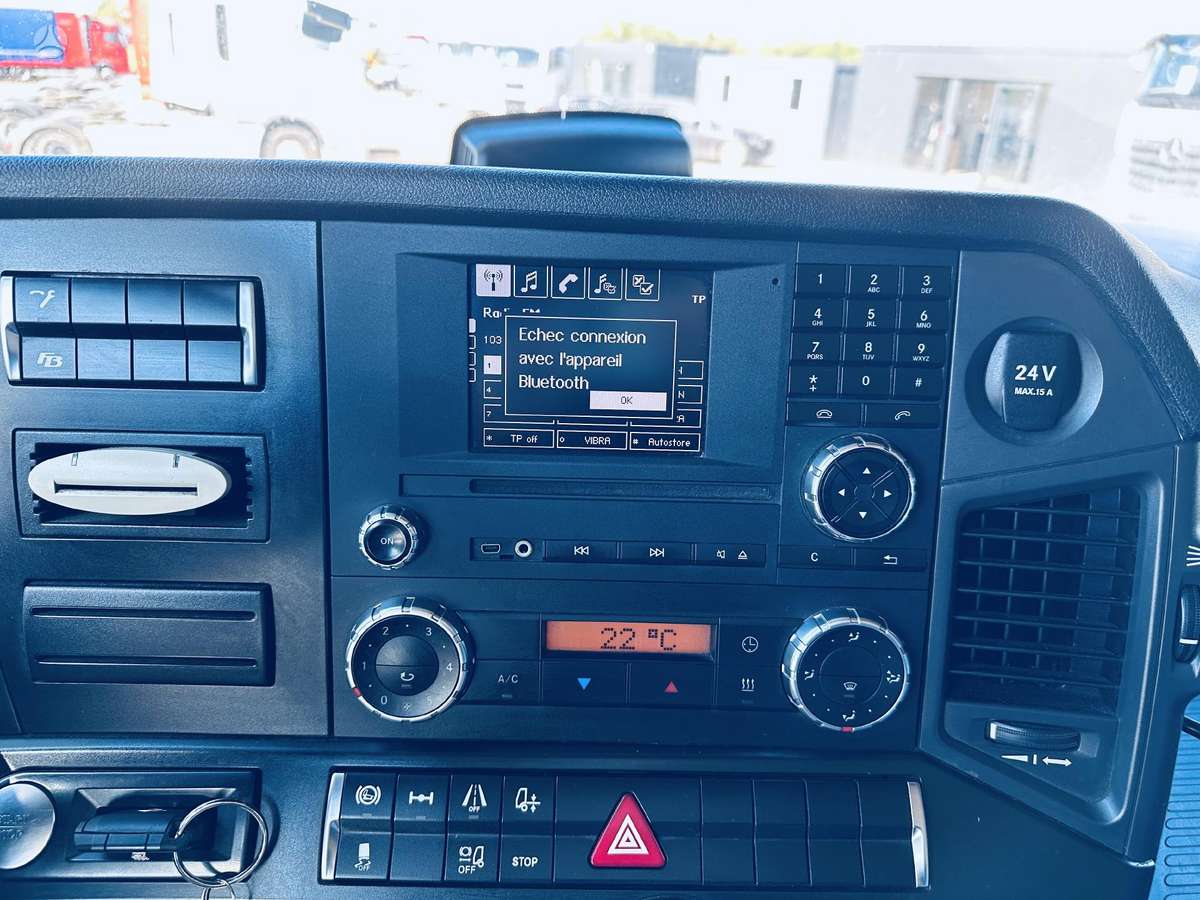 Mercedes-Benz 1842 Stream Space Actros, single sleeper