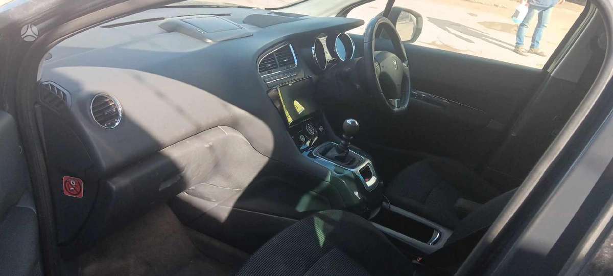 Peugeot 5008 Rida 335858km