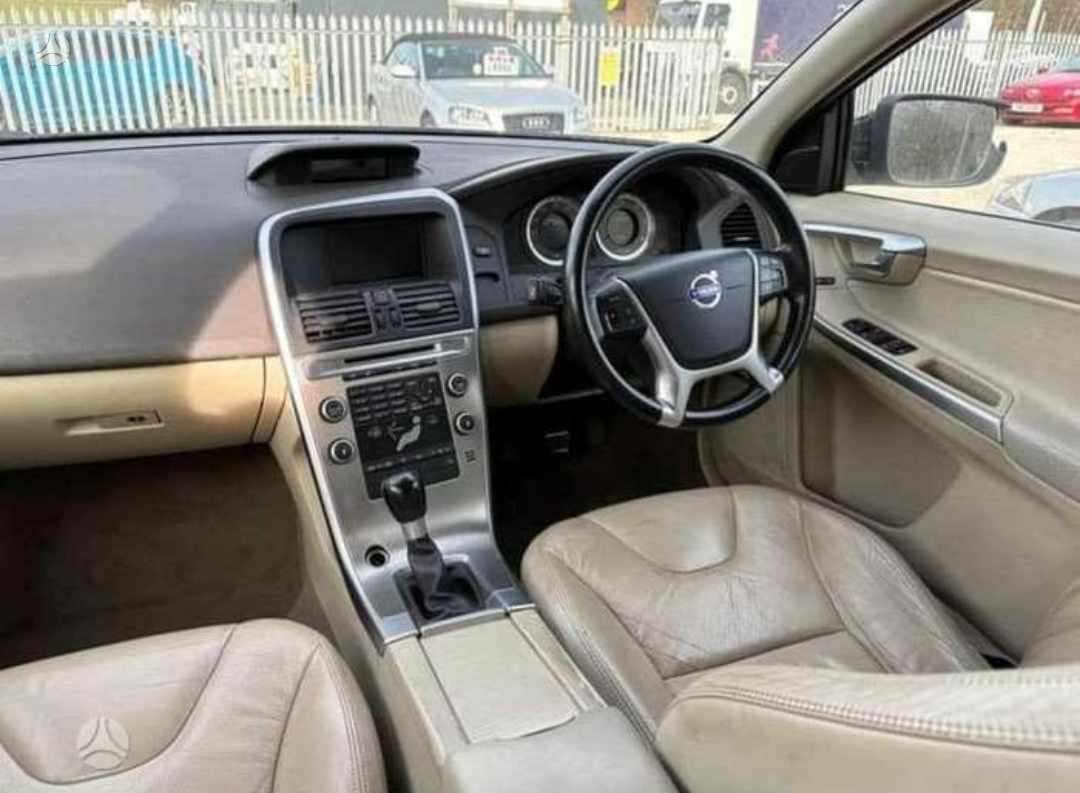 Volvo XC60 Visos volvo dalys