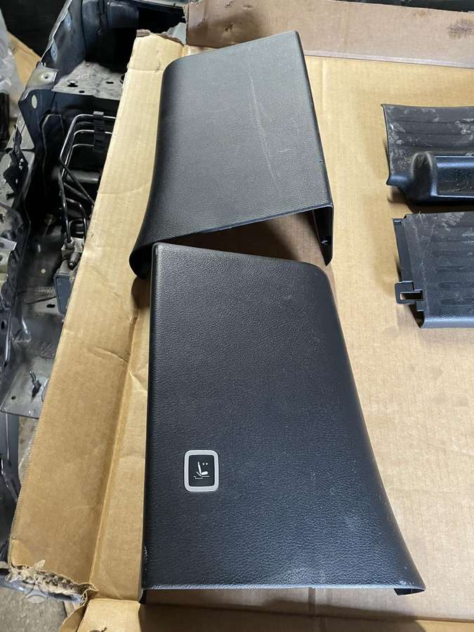 Chrysler Pacifica elektros sistemos dalys