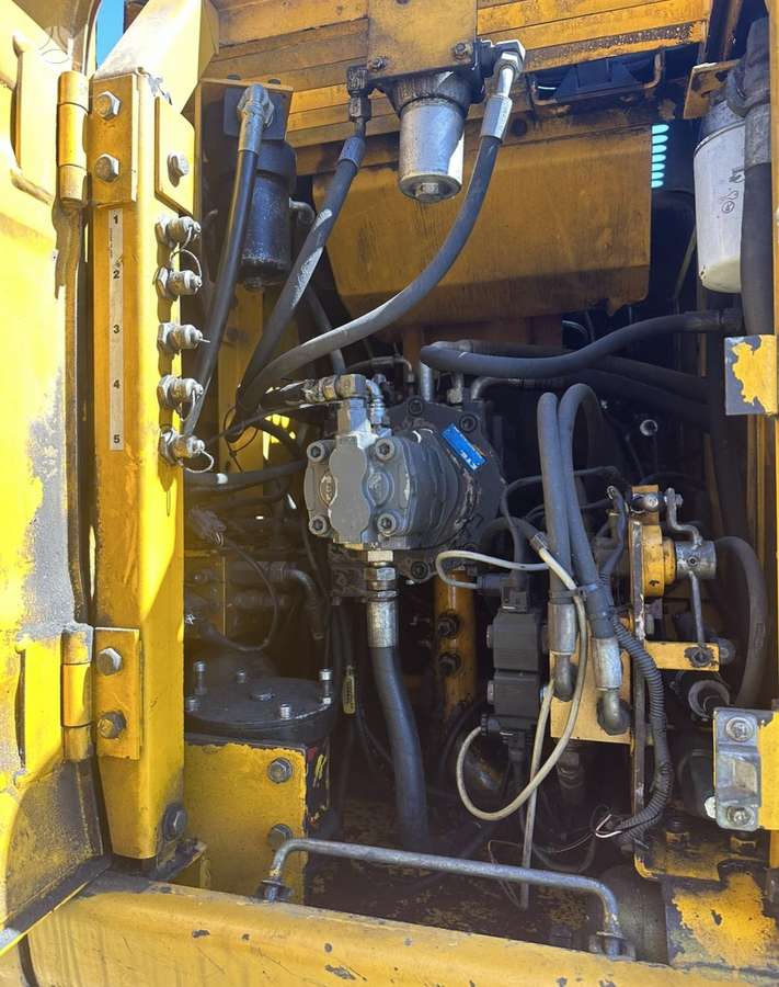 JCB JS145W, excavator