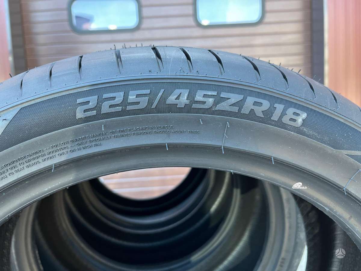 Windforce Catchfors UHP PRO, летние 225/45 R18