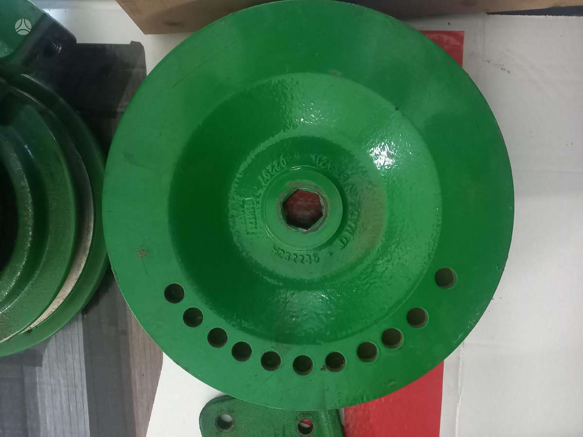 John Deere Kombainas Sts 9880
