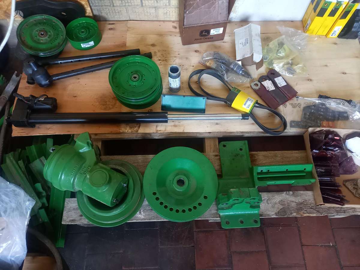 John Deere Kombainas Sts 9880