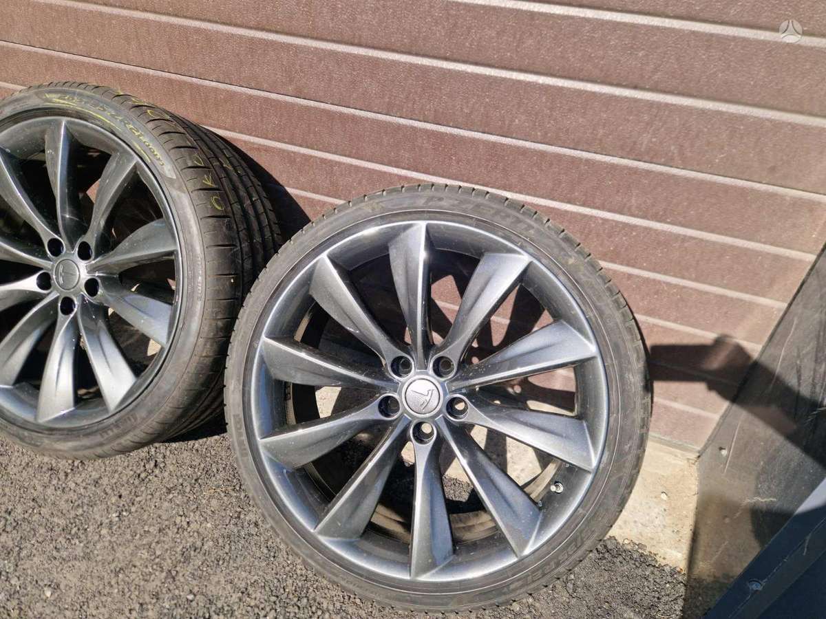 TESLA Su padangomis, light alloy, R21