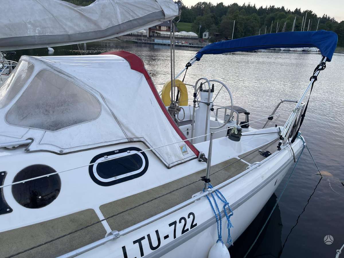 HUNTER 27, keelboats