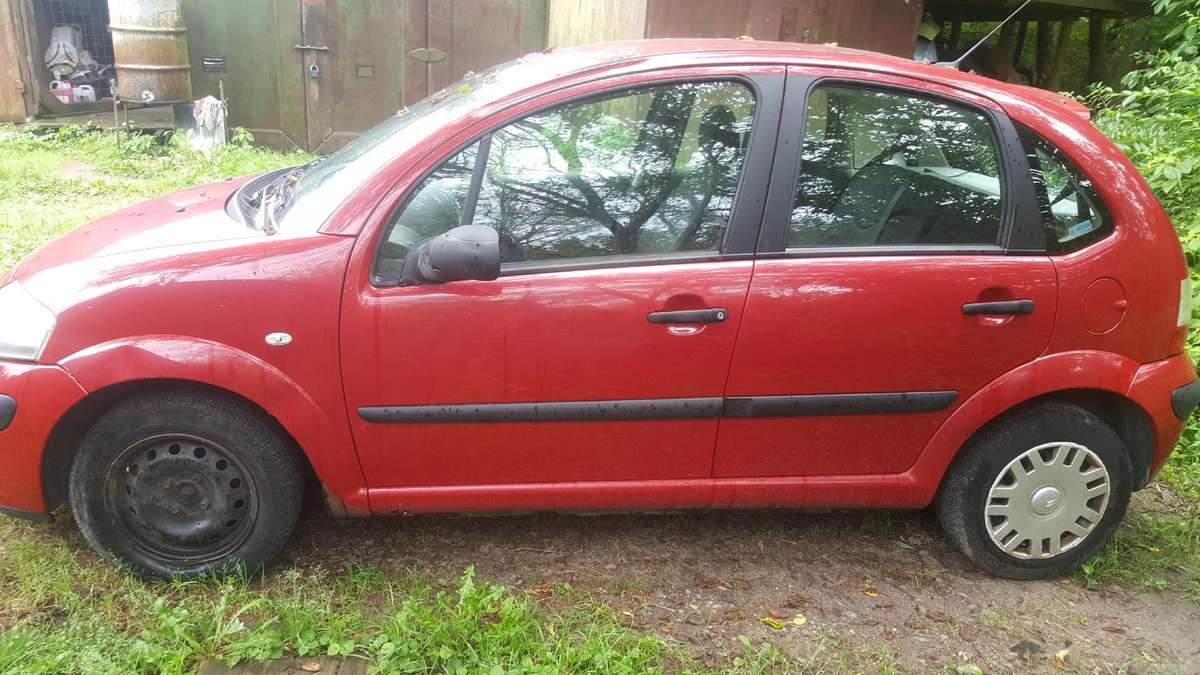 Citroen C3, KJFD, dalimis. 537
