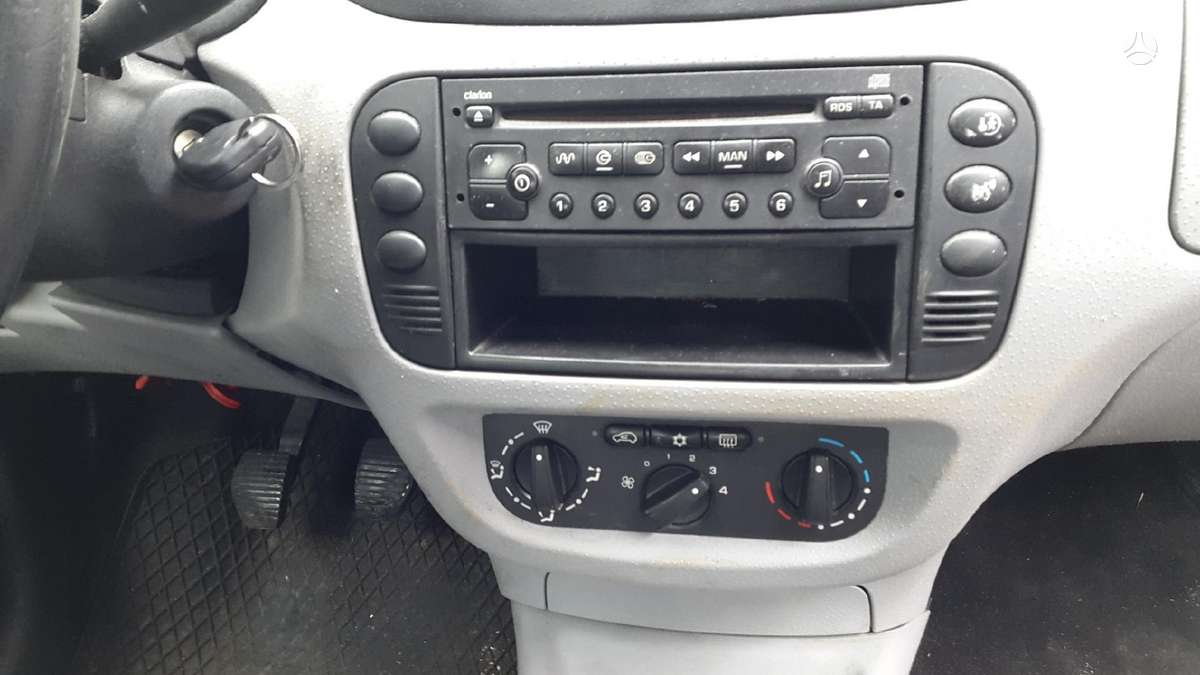 Citroen C3, KJFD, dalimis. 401