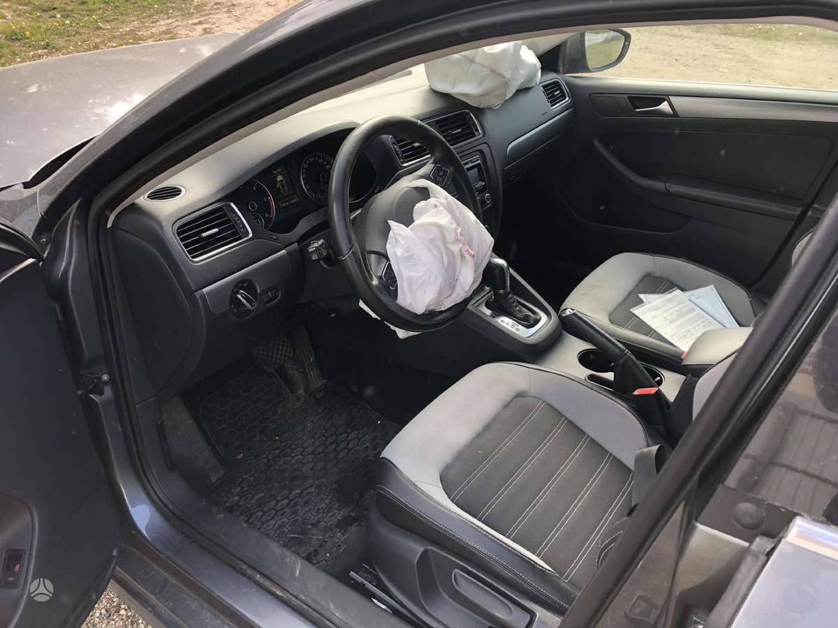 Volkswagen Jetta по частям
