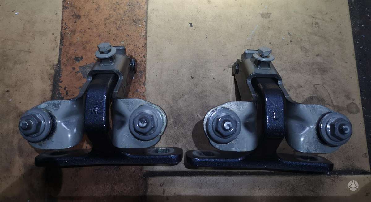 Tesla Model Y kėbulo dalys