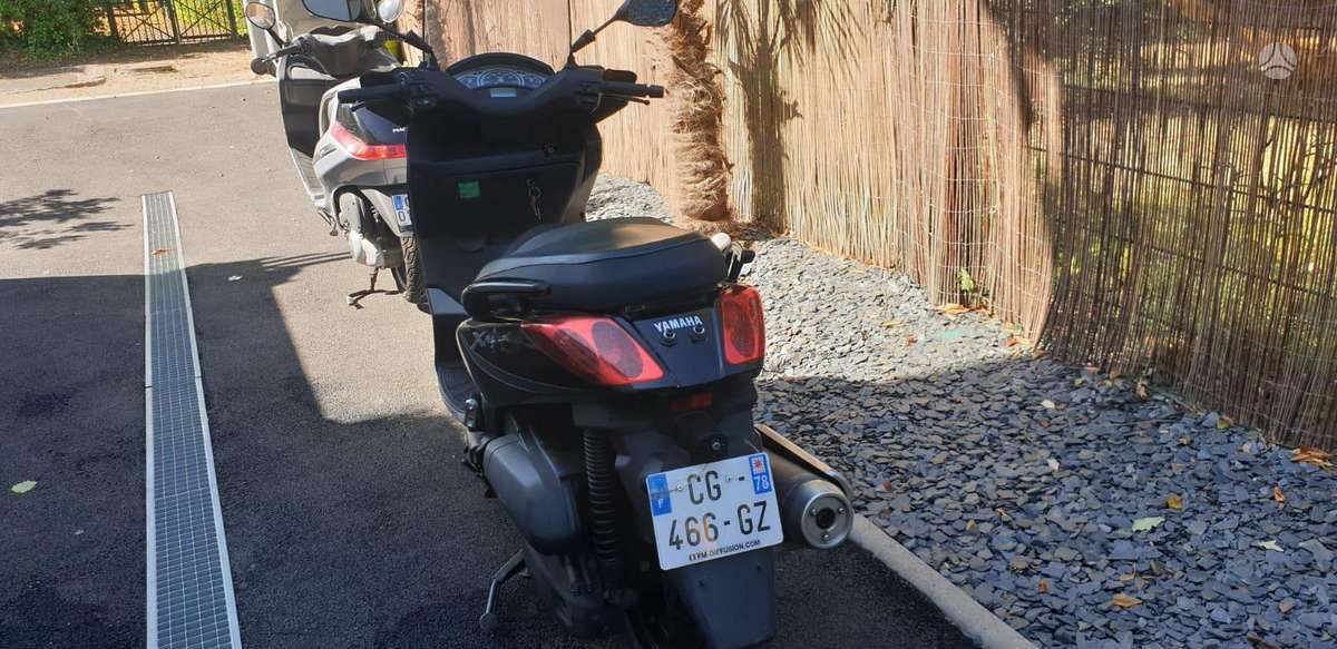 Yamaha X-max 125cc, мотороллеры / мопеды
