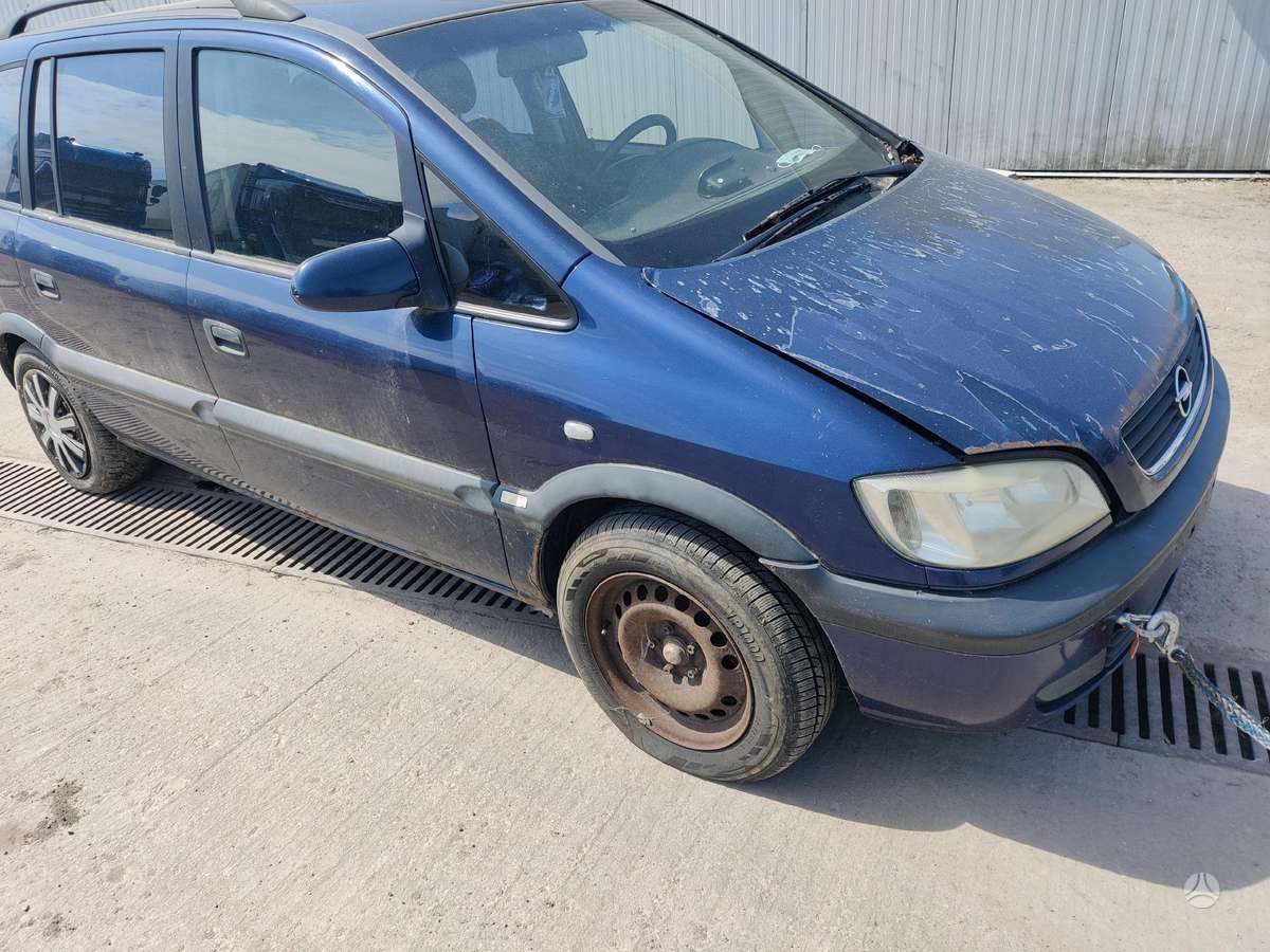 Opel Zafira по частям