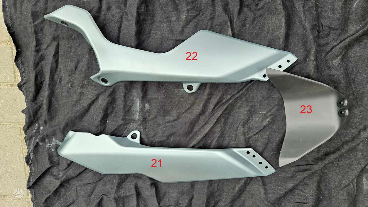 Yamaha R7, sportiniai / superbikes