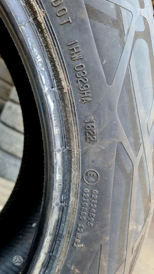 Continental, vasarinės 235/55 R19