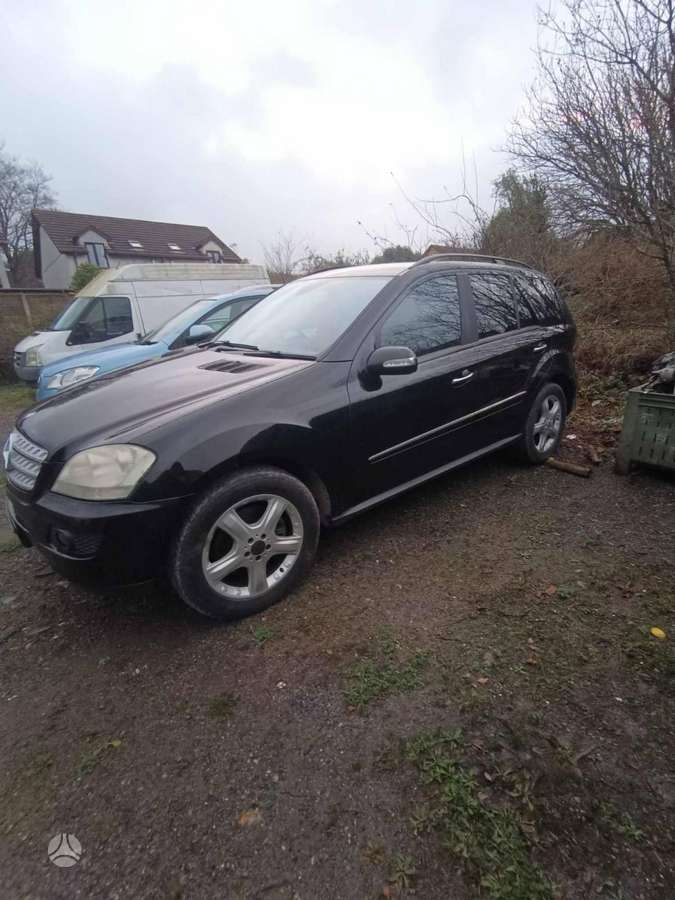 Mercedes-Benz ML280 по частям