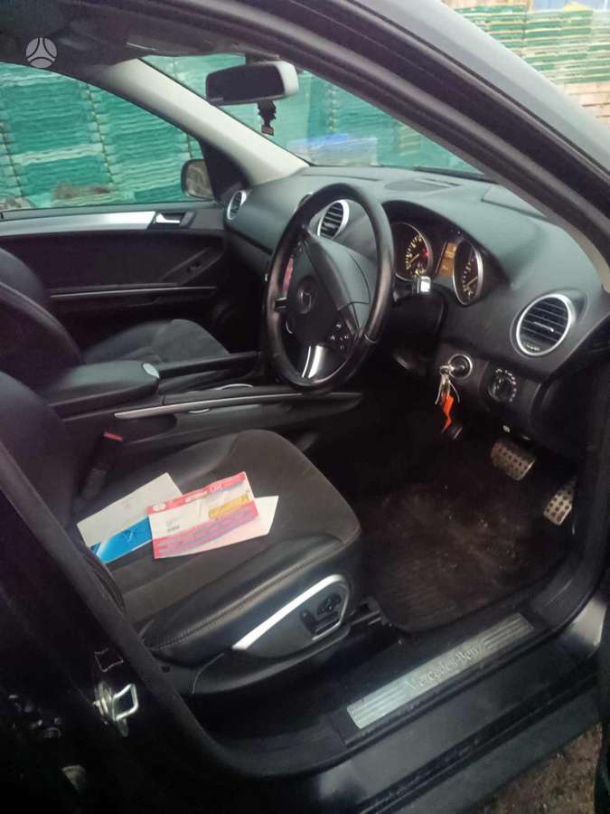 Mercedes-Benz ML280 dalimis