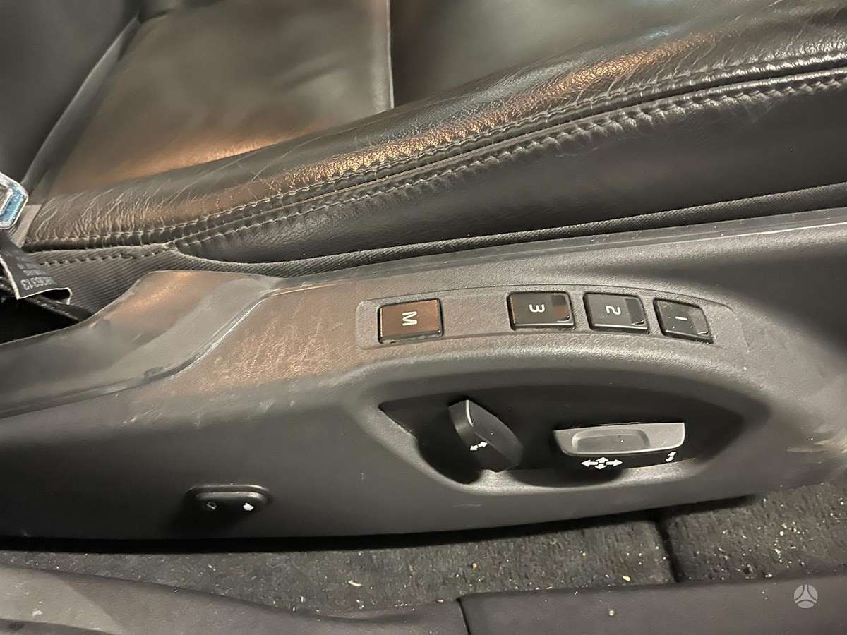 Volvo XC60 по частям