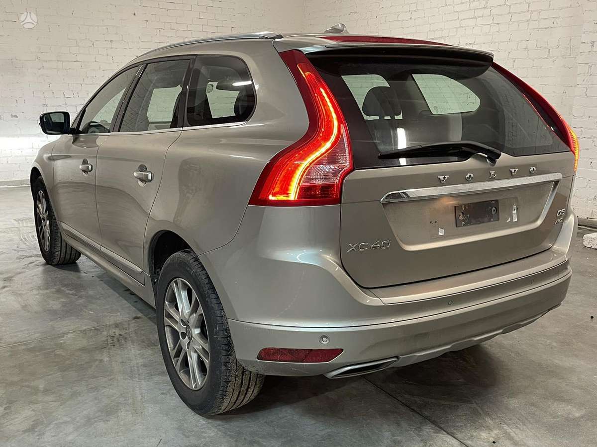 Volvo XC60 по частям