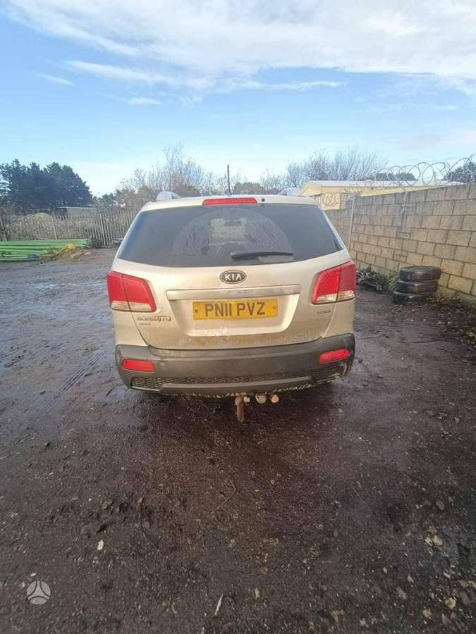Kia Sorento for parts