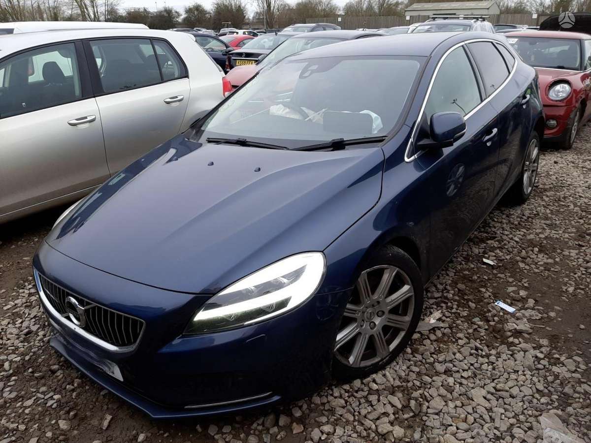 Volvo V40, D4204T9