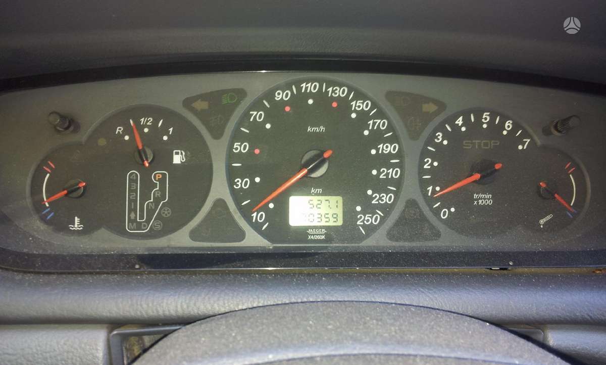Citroen C5 dalimis. 273