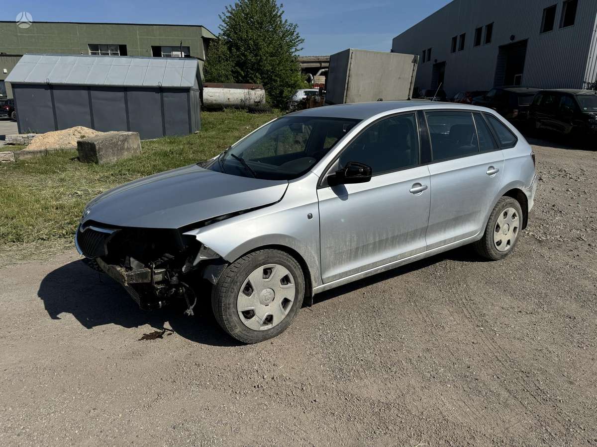 Skoda Rapid по частям