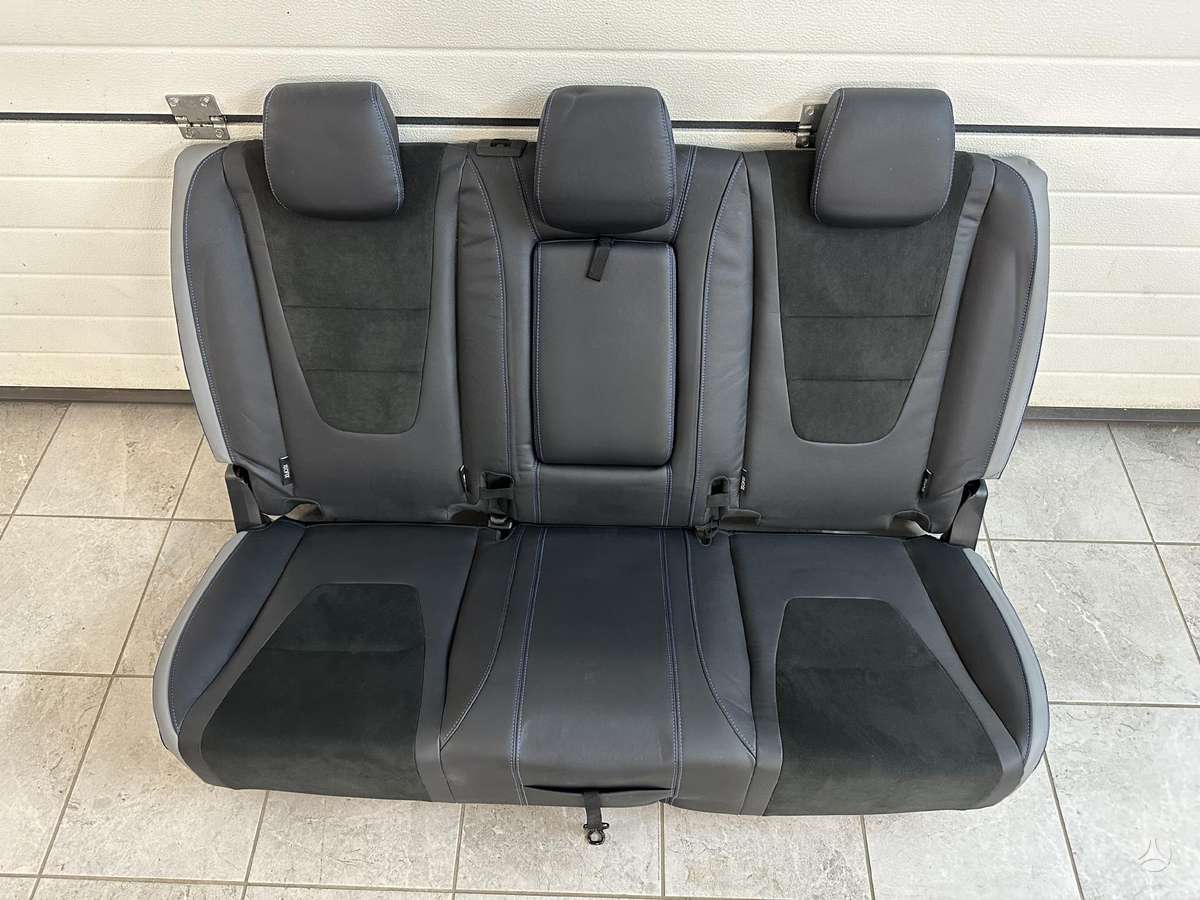 Ford Ranger sėdynės, saugos diržai