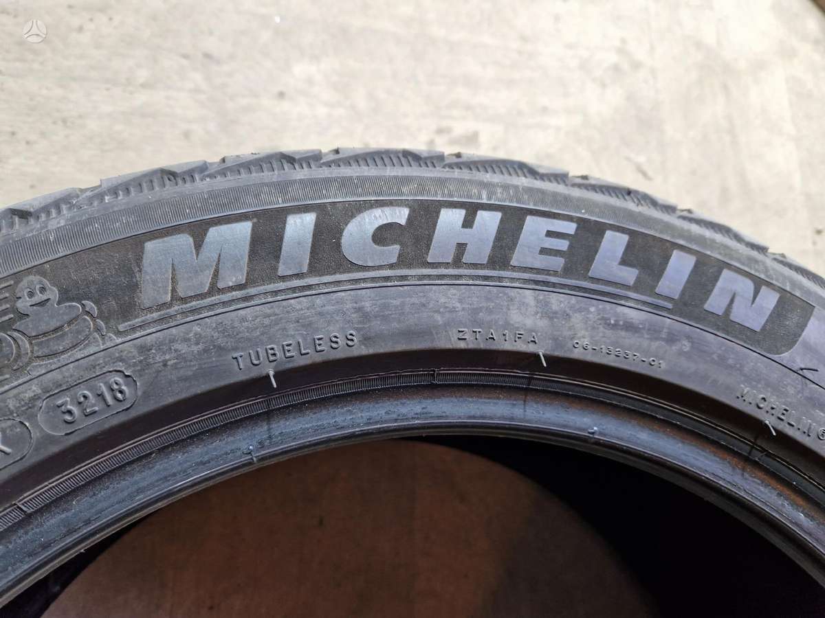 Michelin 5mm, всесезонные 225/55 R18