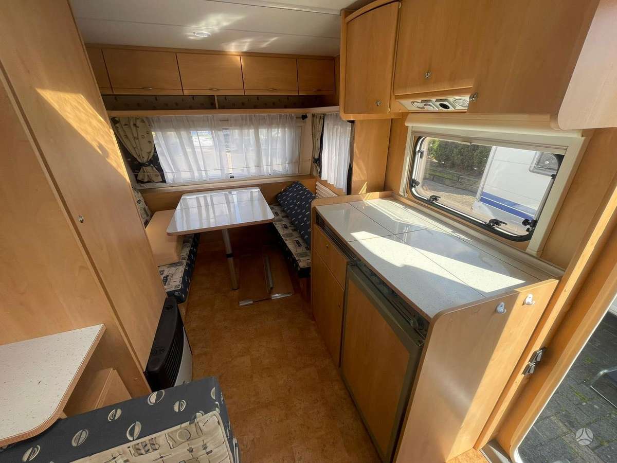 Adria Unica/Knaus, кемперы