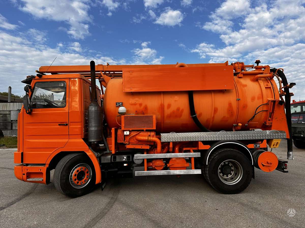 Scania 113, sewage disposal trucks