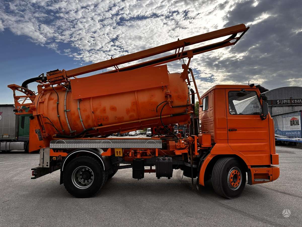 Scania 113, ассенизационные машины