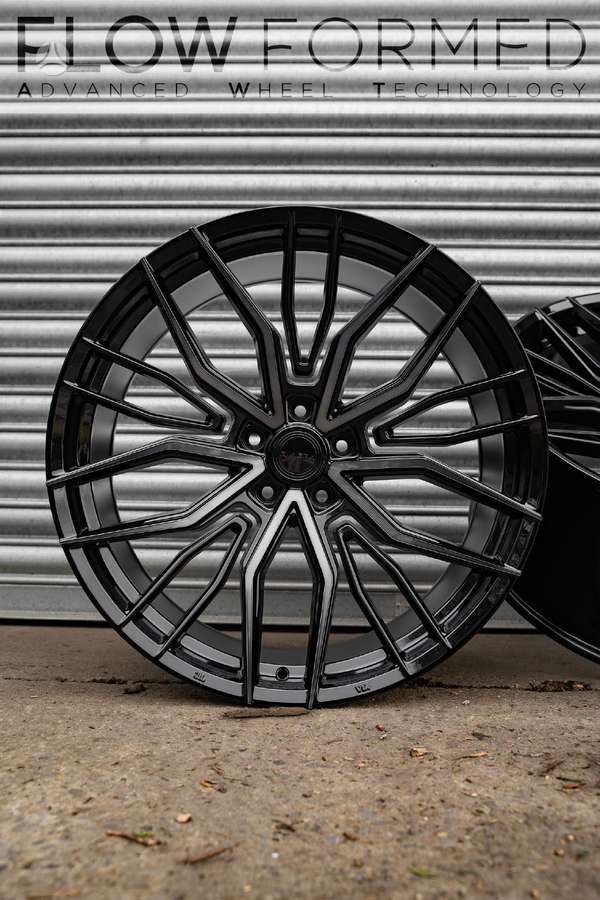 RIVIERA RF9 Black Dark Tint, легкосплавные , R22
