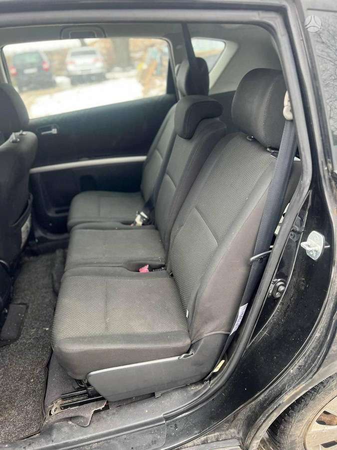 Toyota Corolla Verso rezerves daļās