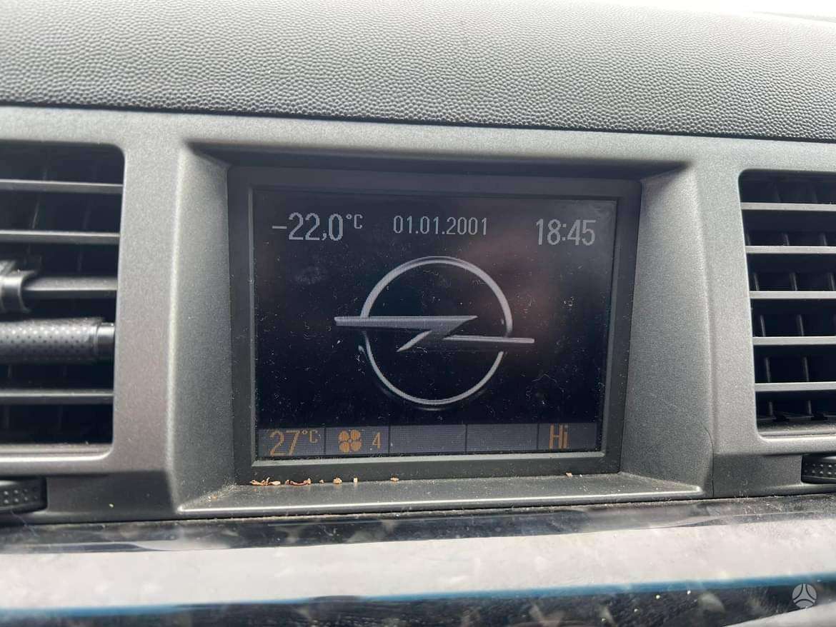 Opel Signum dalimis