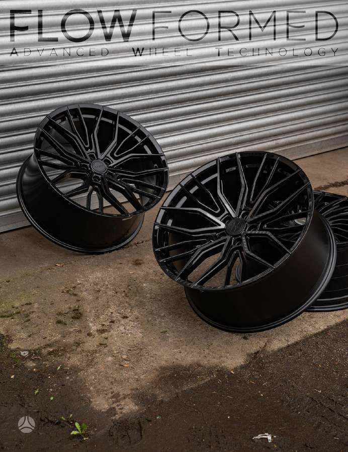 RIVIERA Riviera RF9 Gloss Black, легкосплавные , R22
